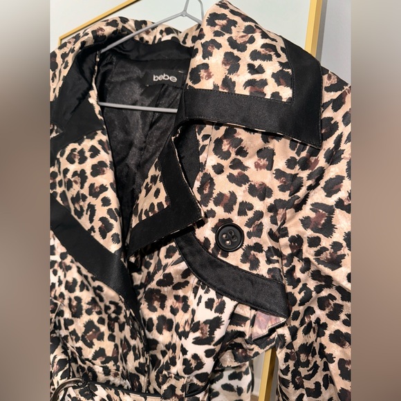 COPY - Bebe Leopard Print Trench Coat - Picture 4 of 7